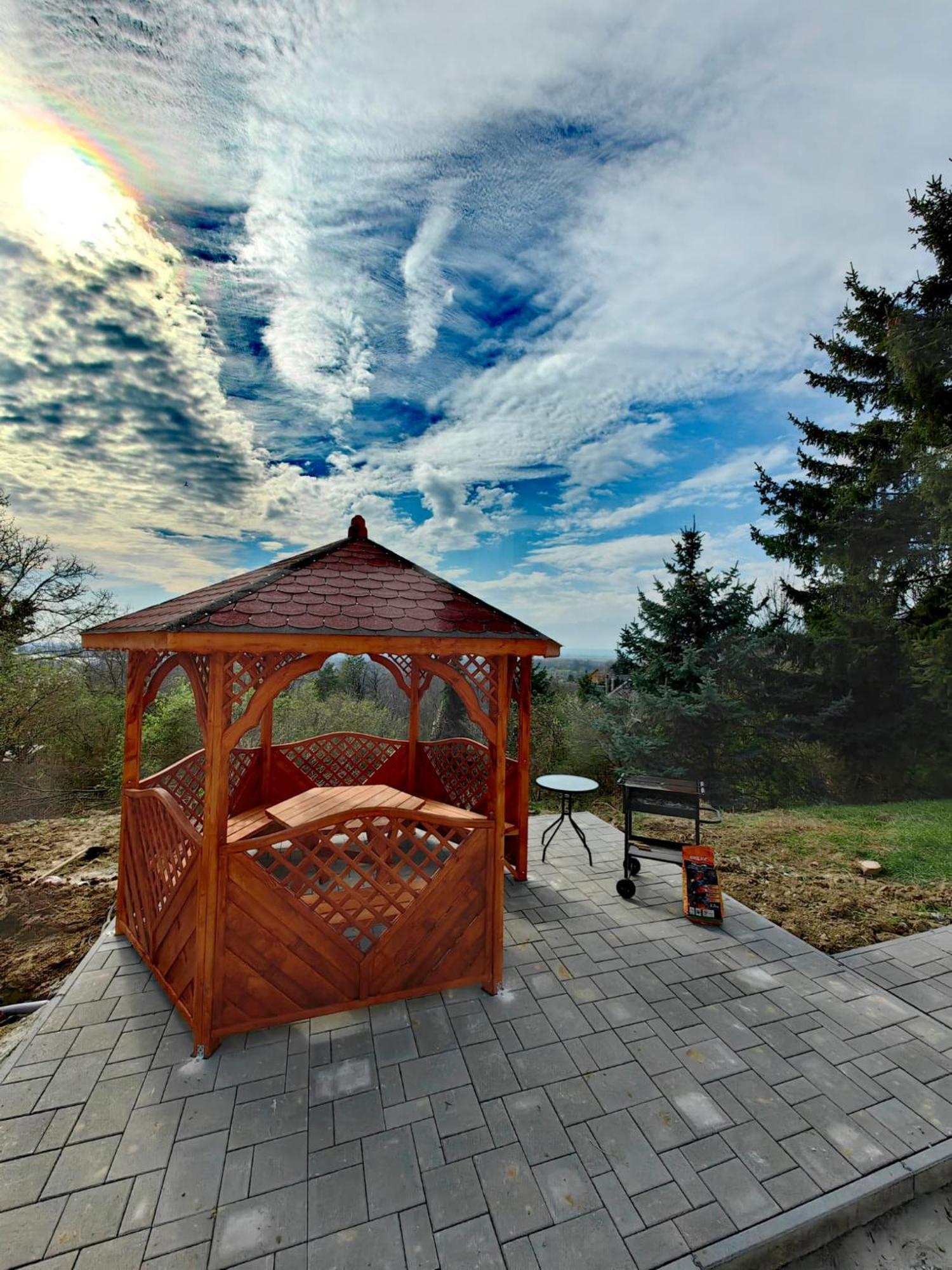 Apartmán Sunset House Piestany Cervena Veza Banka Exteriér fotografie
